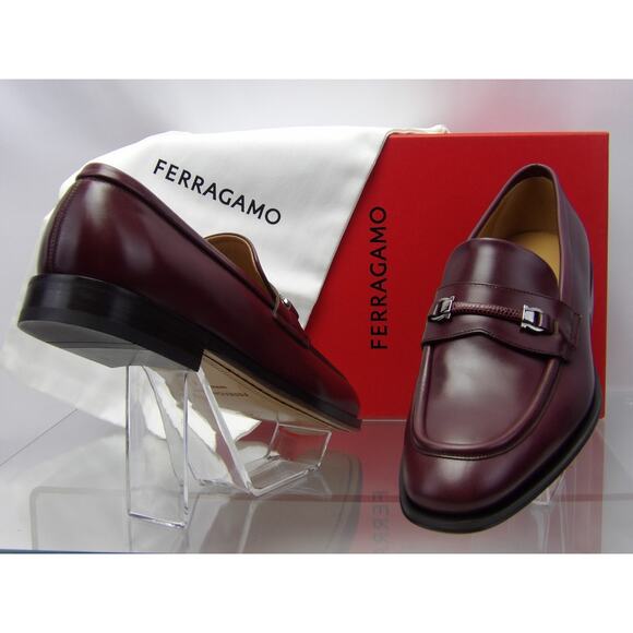 NIB FERRAGAMO BURGUNDY LEATHER DESMOND GANCINI BIT LOGO LOAFERS 12 EE ITALY main image 7